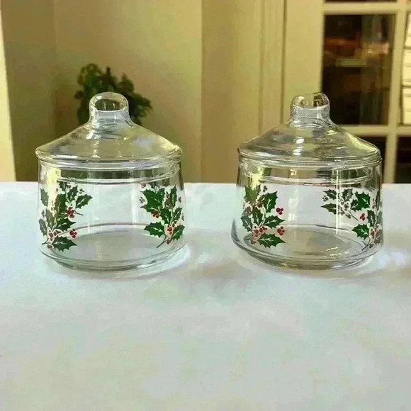 2 Indiana Glass Holly and Berries Pattern Christmas/Holiday Decor..Vintage - Picture 5 of 5